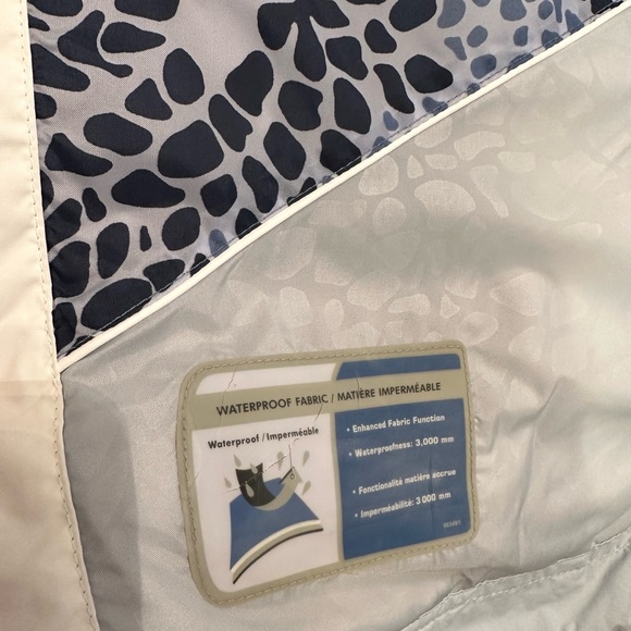 Columbia Women’s Interchange Size Medium. Outer Shell and Fleece Lining - Picture 5 of 8